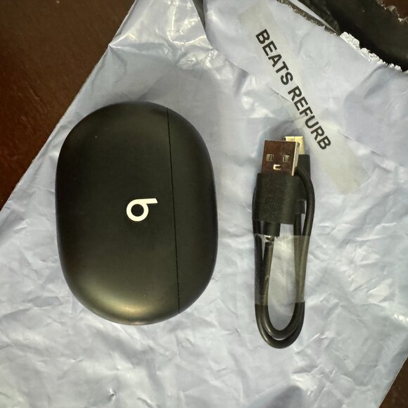 Beats Earpods, refurbished - Picture 1 of 2